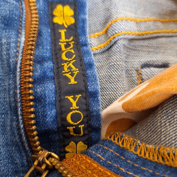 Lucky Jeans brand " The Denim in a Pencil" Y2K core jean skirt. - Picture 7 of 12